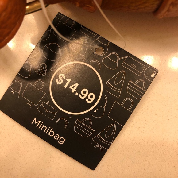 Purse - Picture 4 of 4